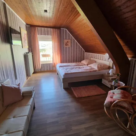 Karima Ferienwohnungen Kinheim